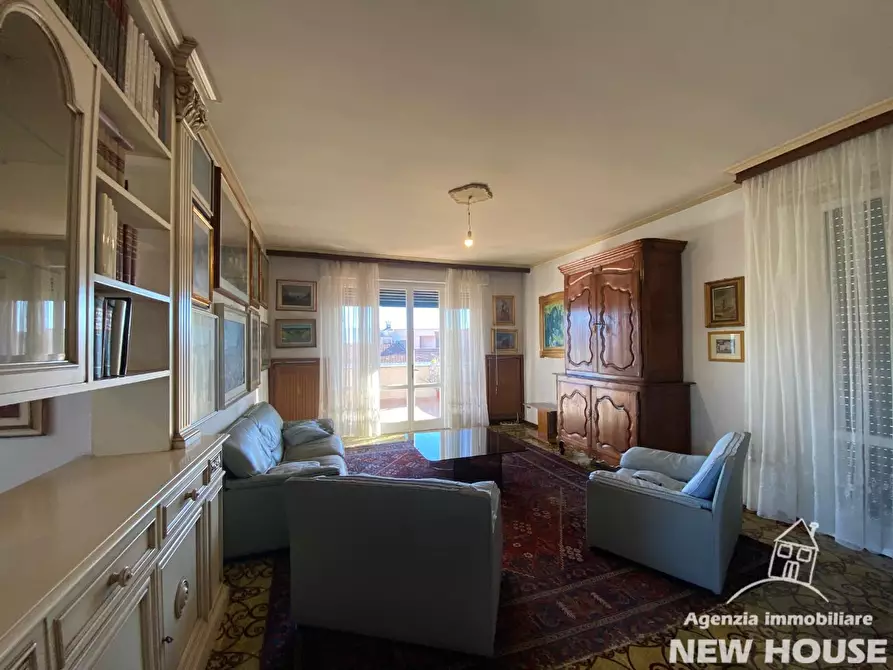 Immagine 9 di Mansarda in vendita  a Pisa