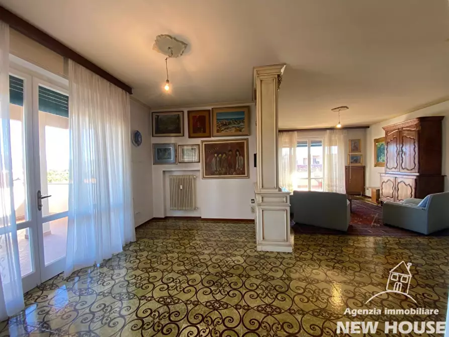 Immagine 17 di Mansarda in vendita  a Pisa