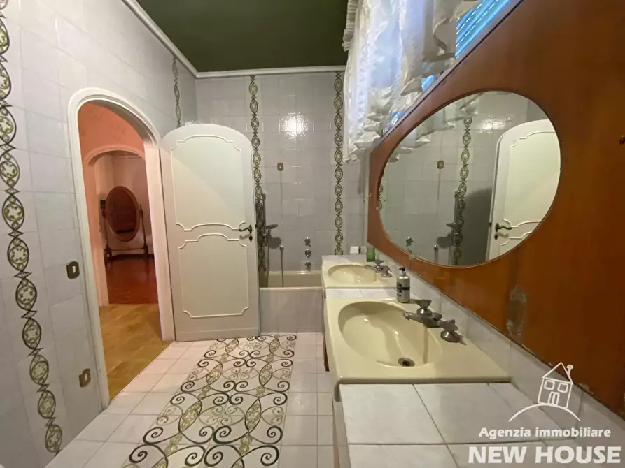 Immagine 55 di Mansarda in vendita  a Pisa