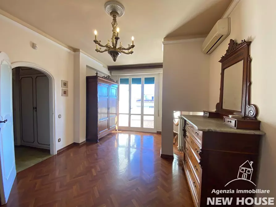 Immagine 62 di Mansarda in vendita  a Pisa