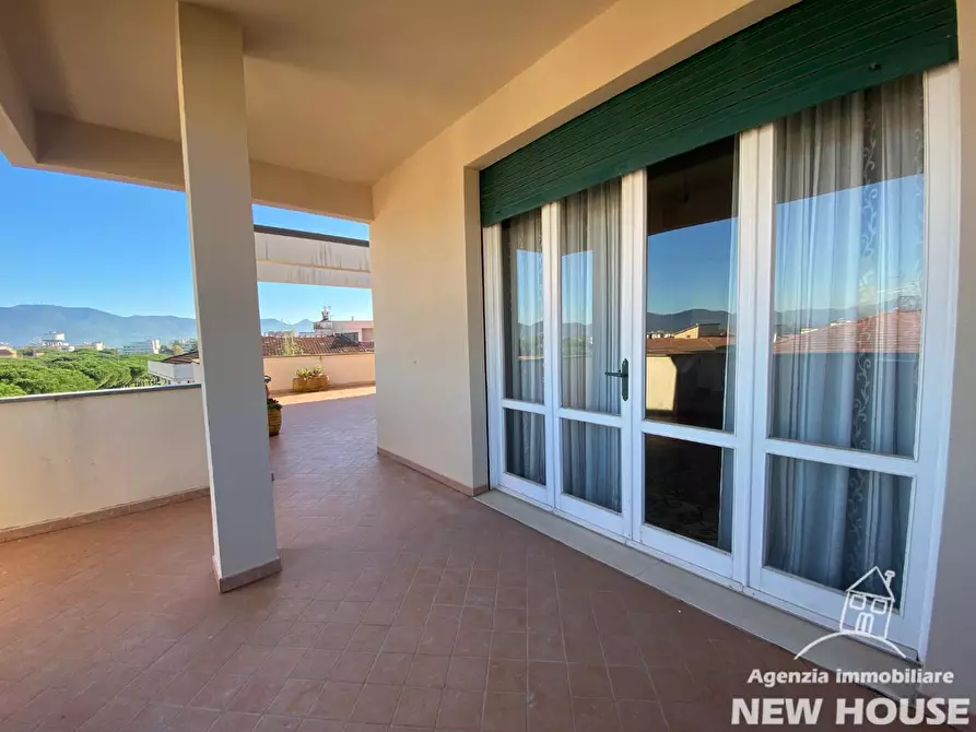 Immagine 91 di Mansarda in vendita  a Pisa