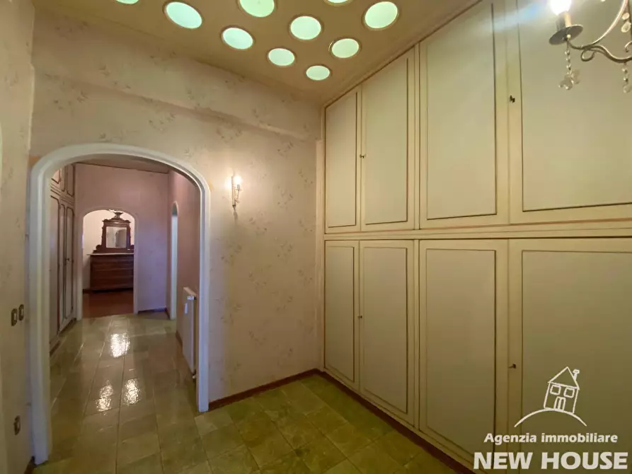 Immagine 48 di Mansarda in vendita  a Pisa