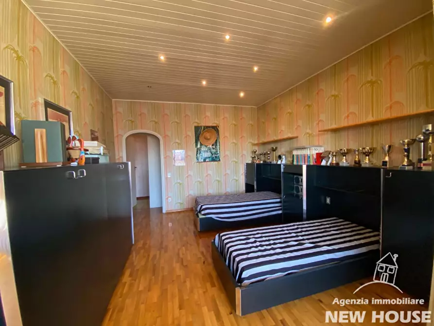 Immagine 74 di Mansarda in vendita  a Pisa