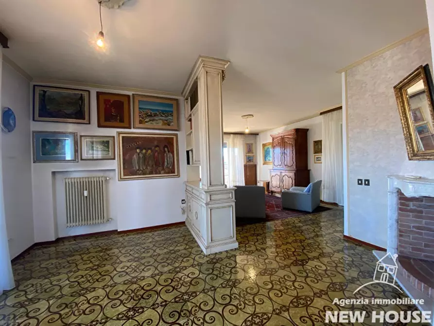 Immagine 19 di Mansarda in vendita  a Pisa