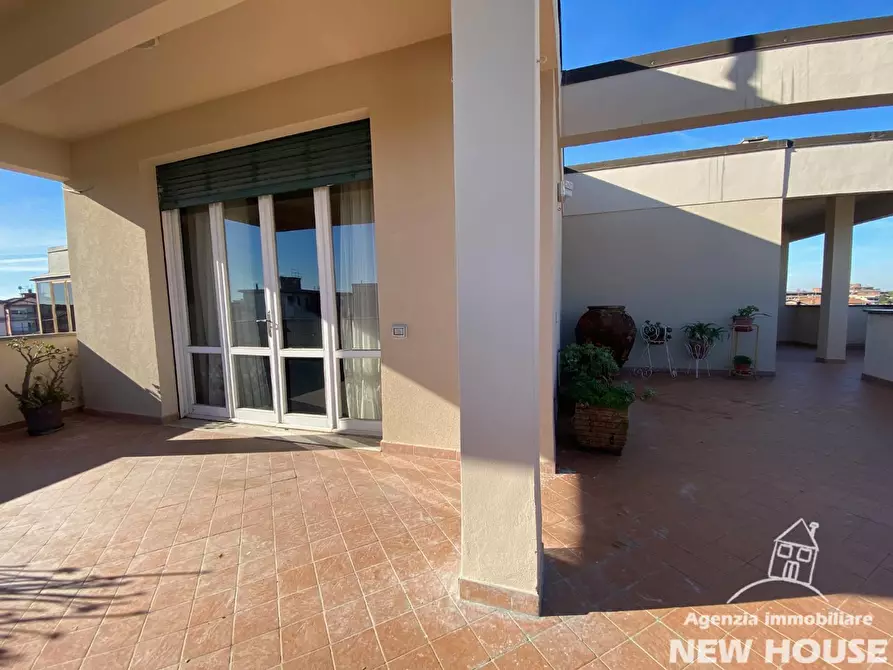 Immagine 82 di Mansarda in vendita  a Pisa