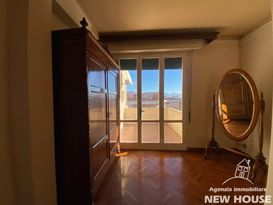 Immagine 64 di Mansarda in vendita  a Pisa