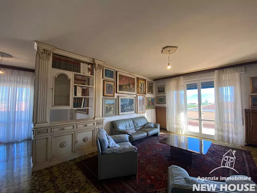 Immagine 2 di Mansarda in vendita  a Pisa