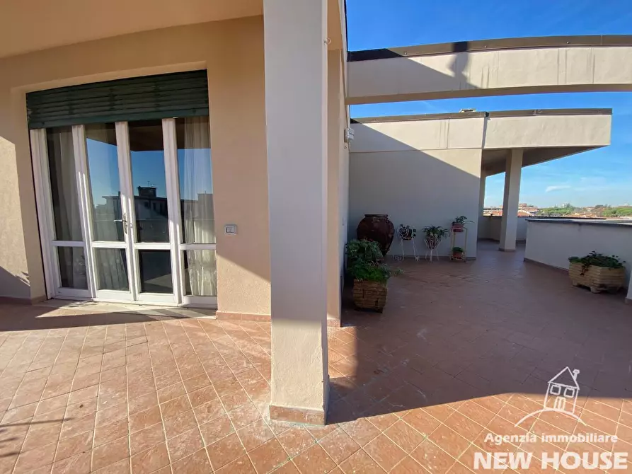 Immagine 81 di Mansarda in vendita  a Pisa