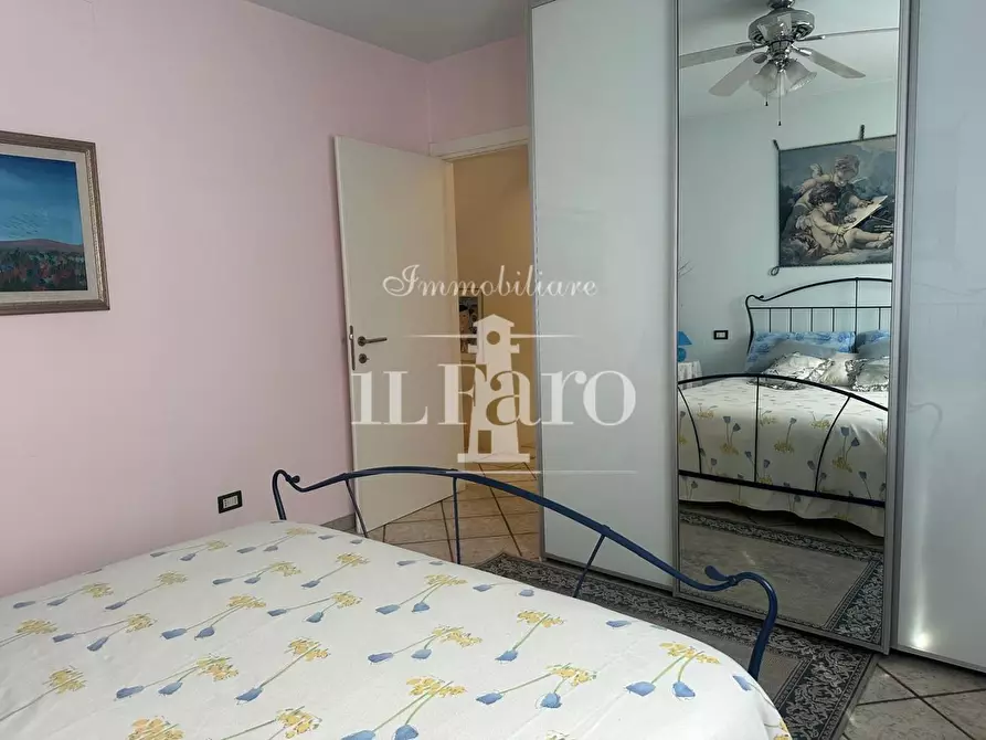 Immagine 24 di Terratetto in vendita  a Campi Bisenzio