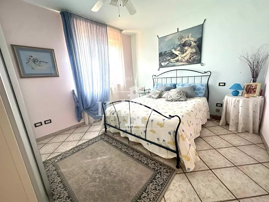 Immagine 23 di Terratetto in vendita  a Campi Bisenzio