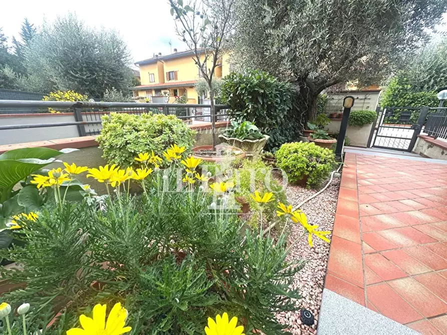 Immagine 48 di Terratetto in vendita  a Campi Bisenzio