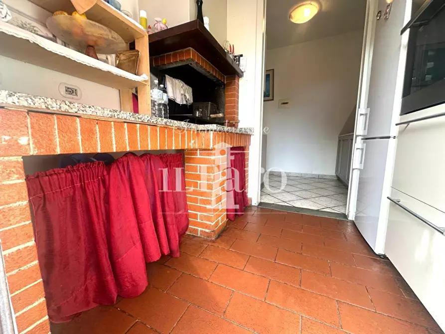 Immagine 11 di Terratetto in vendita  a Campi Bisenzio