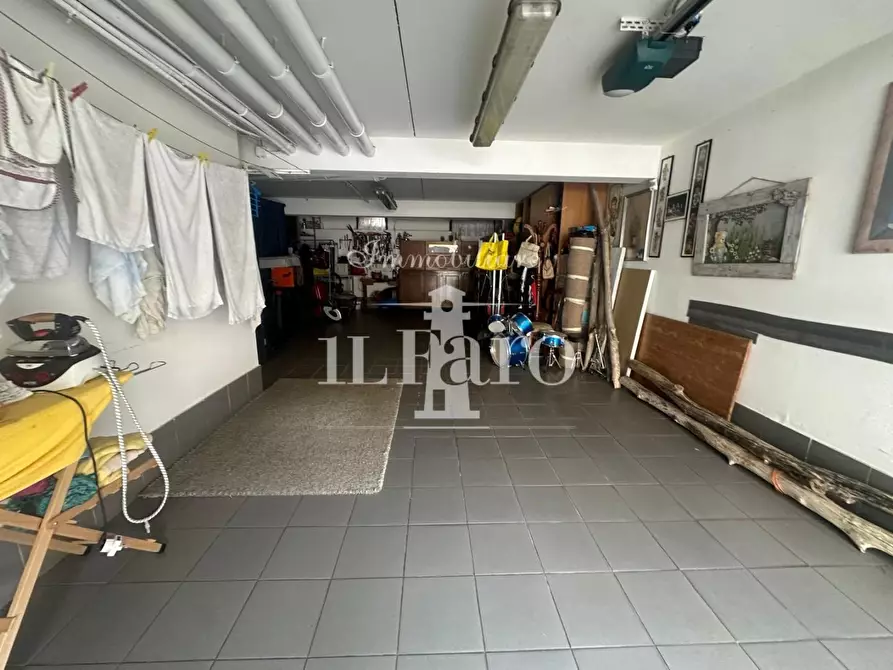 Immagine 39 di Terratetto in vendita  a Campi Bisenzio