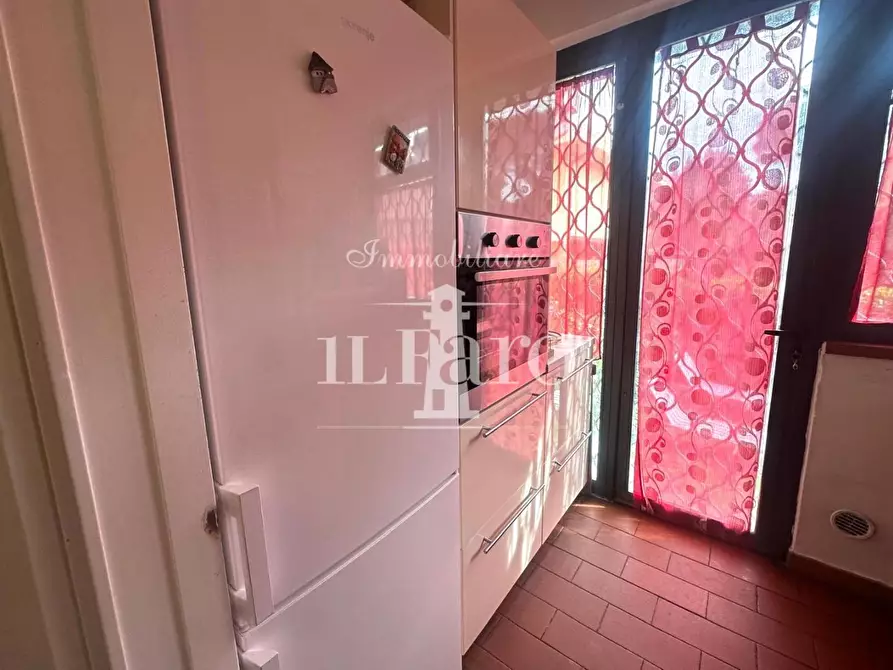 Immagine 10 di Terratetto in vendita  a Campi Bisenzio