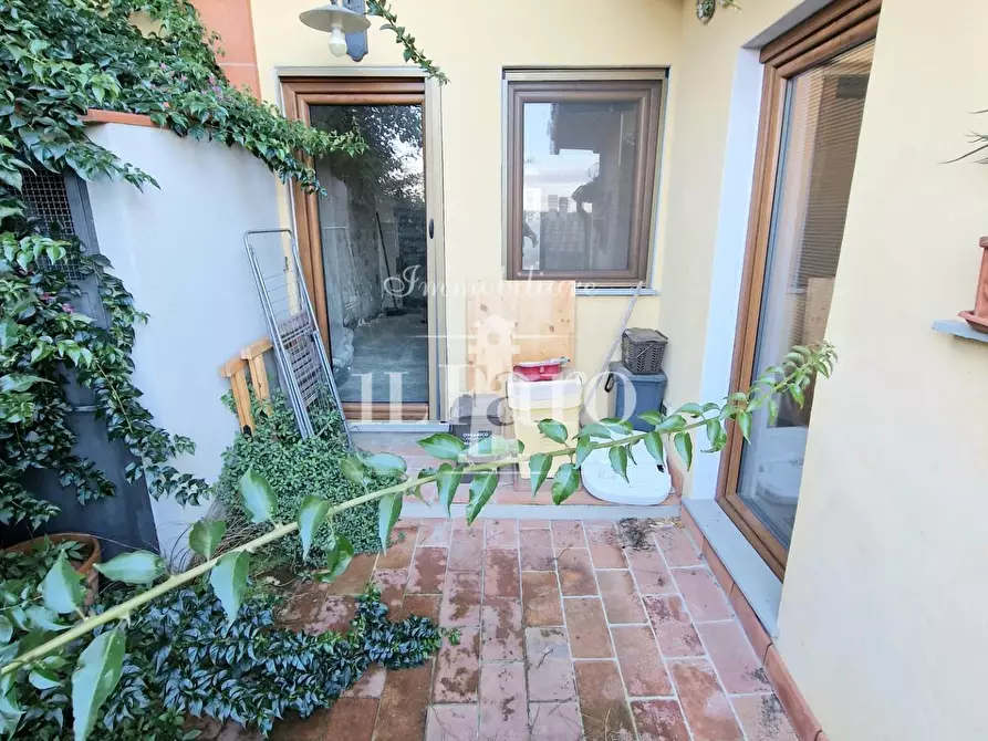 Immagine 1 di Terratetto in vendita  a Signa