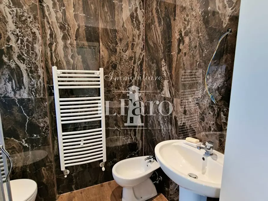 Immagine 38 di Terratetto in vendita  a Signa