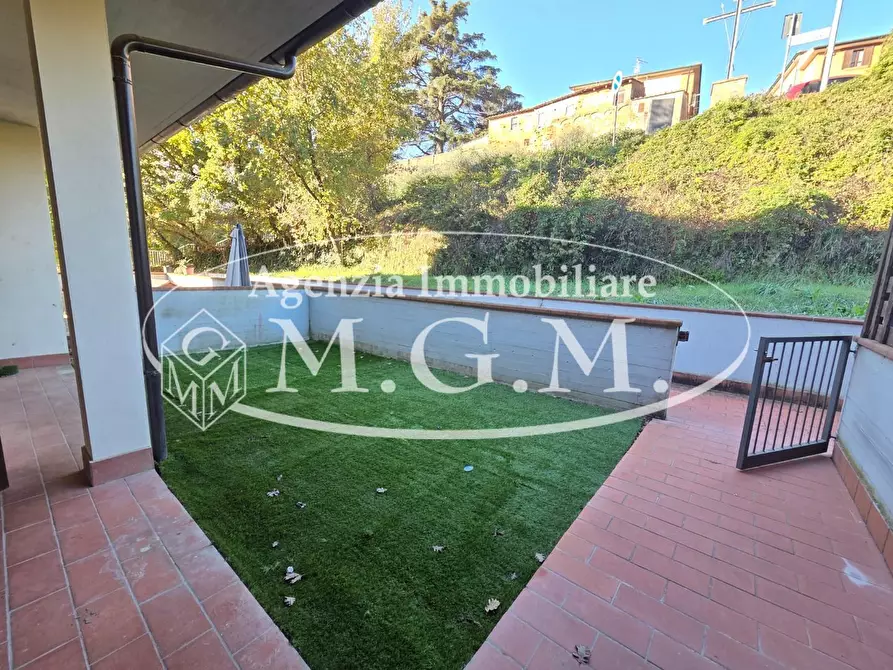 Immagine 2 di Appartamento in vendita  a Santa Maria A Monte