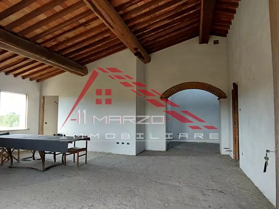 Immagine 7 di Casa colonica in vendita  a Crespina Lorenzana