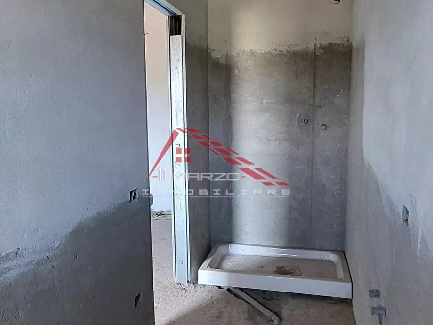 Immagine 11 di Casa colonica in vendita  a Crespina Lorenzana