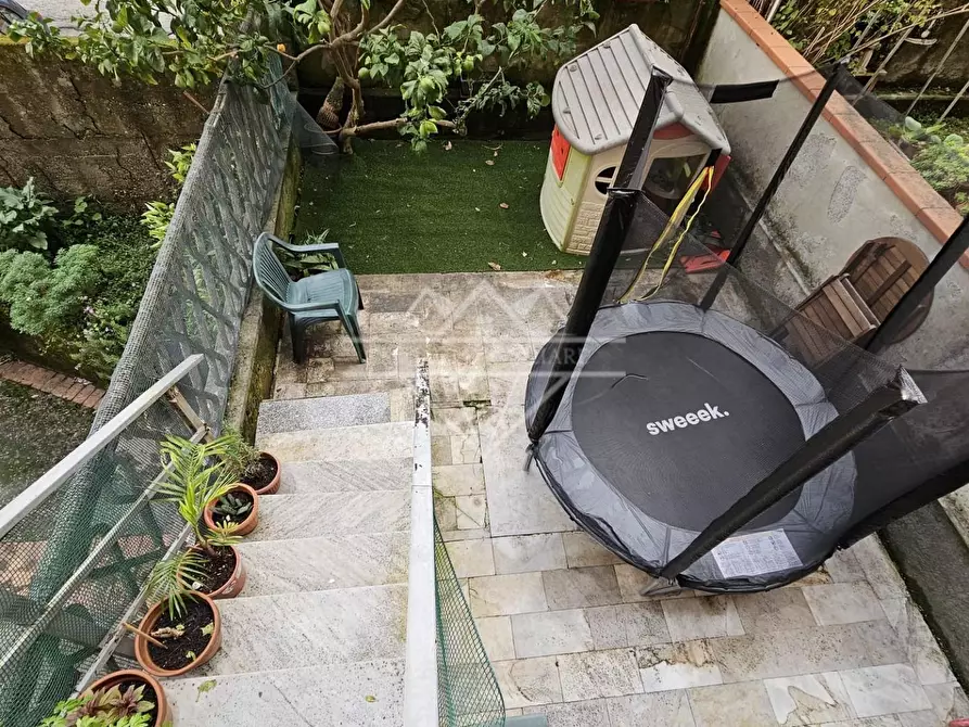 Immagine 15 di Appartamento in vendita  a Carrara