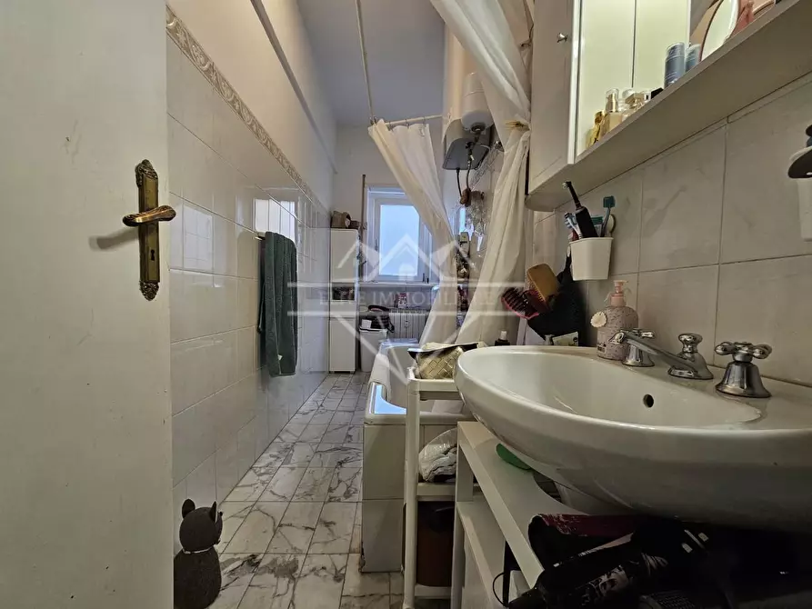 Immagine 14 di Appartamento in vendita  a Carrara