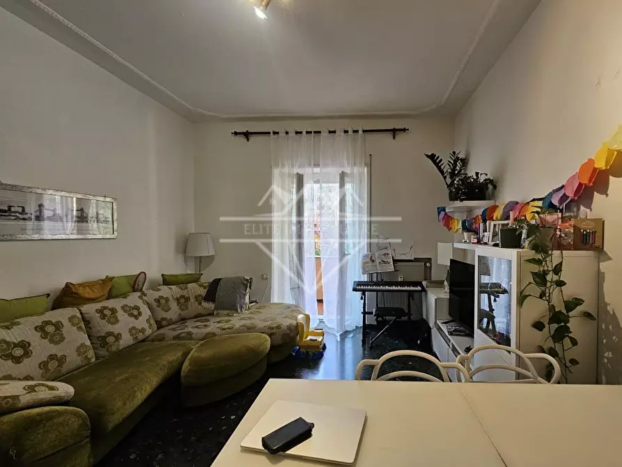 Immagine 3 di Appartamento in vendita  a Carrara