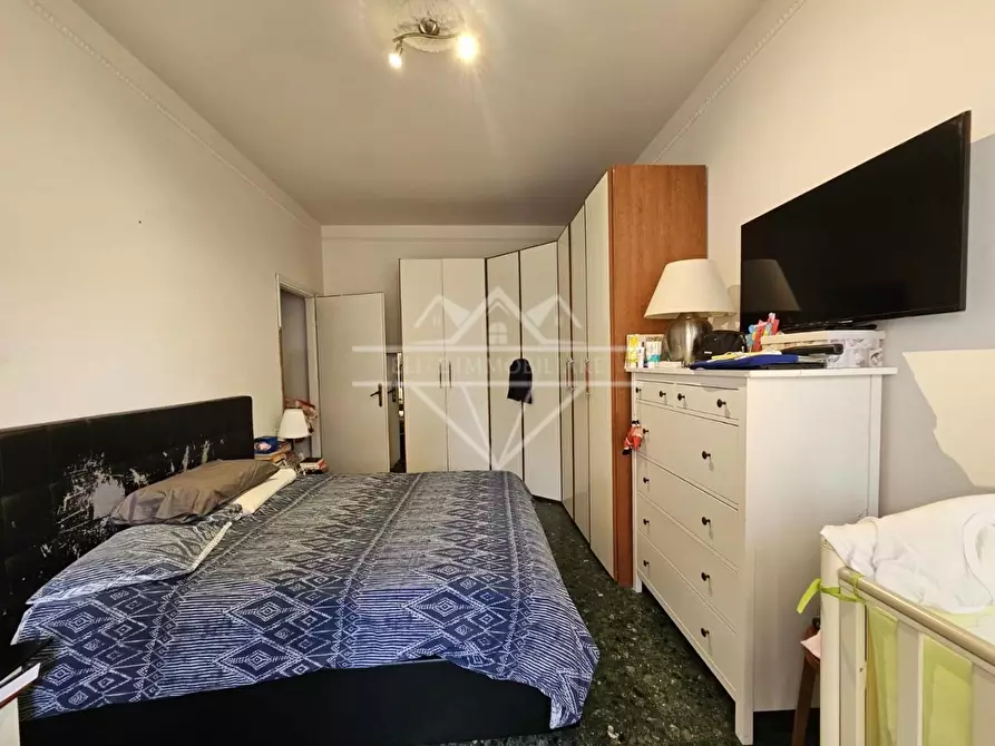 Immagine 10 di Appartamento in vendita  a Carrara