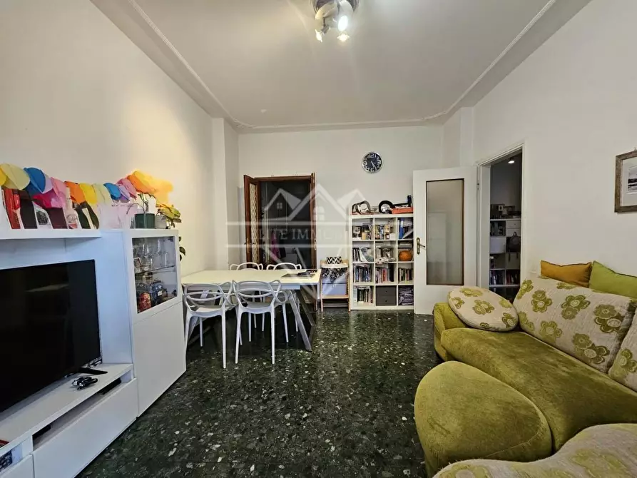 Immagine 1 di Appartamento in vendita  a Carrara