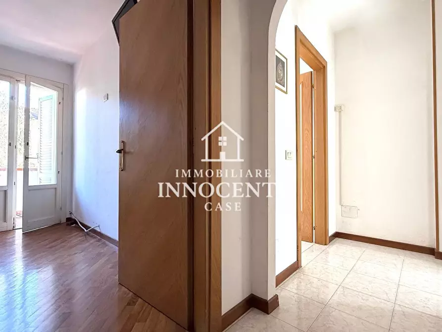 Immagine 14 di Appartamento in vendita  a Massa