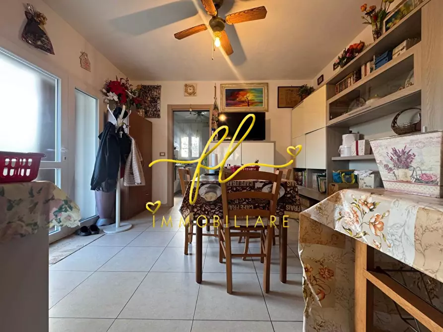 Immagine 6 di Appartamento in vendita  a Collesalvetti