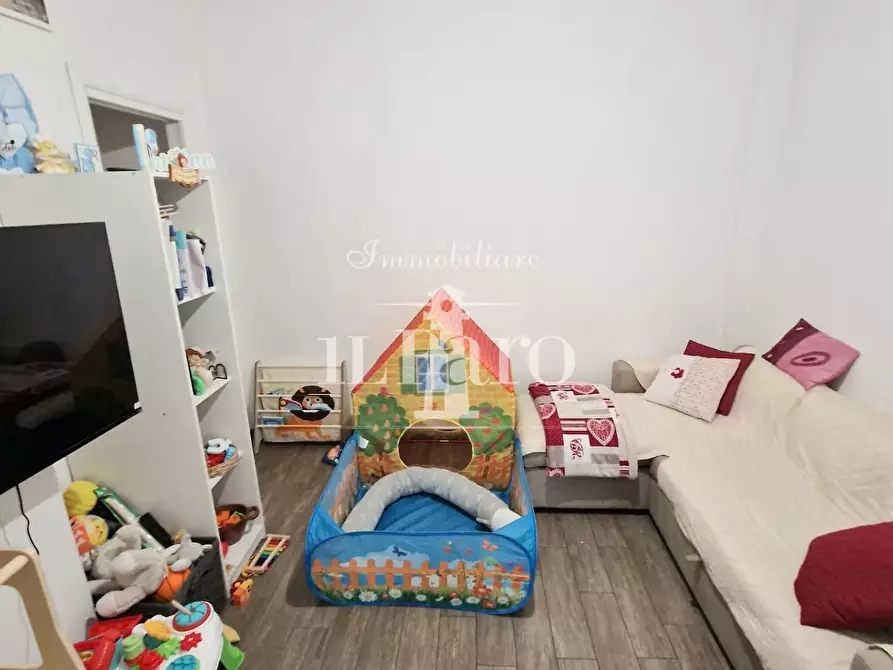 Immagine 20 di Appartamento in vendita  a Campi Bisenzio