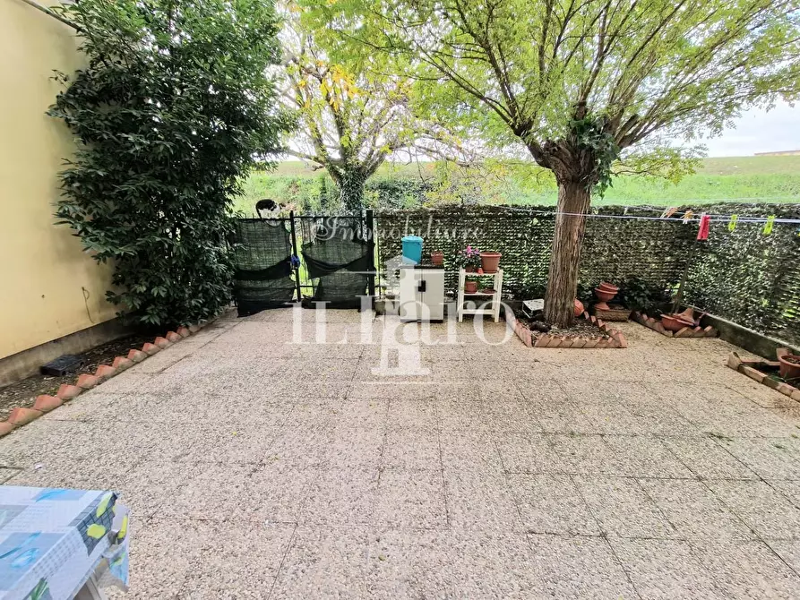 Immagine 3 di Appartamento in vendita  a Campi Bisenzio