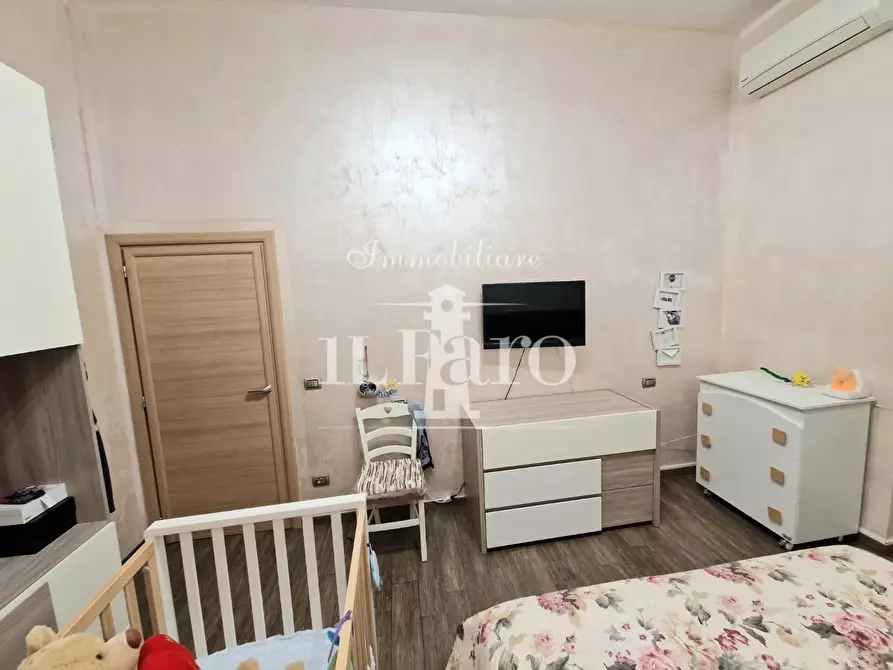 Immagine 16 di Appartamento in vendita  a Campi Bisenzio