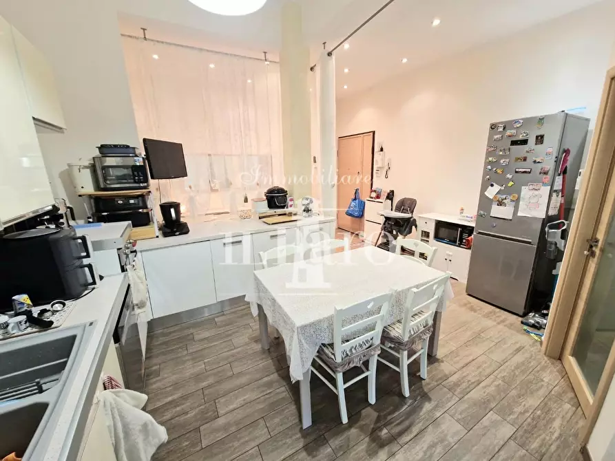 Immagine 8 di Appartamento in vendita  a Campi Bisenzio