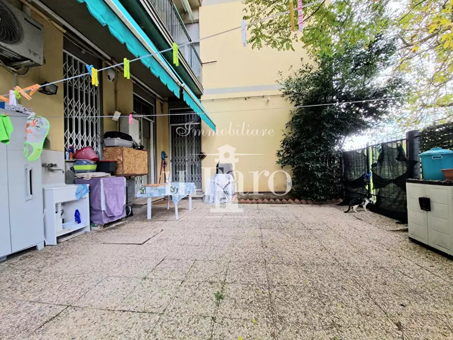 Immagine 5 di Appartamento in vendita  a Campi Bisenzio