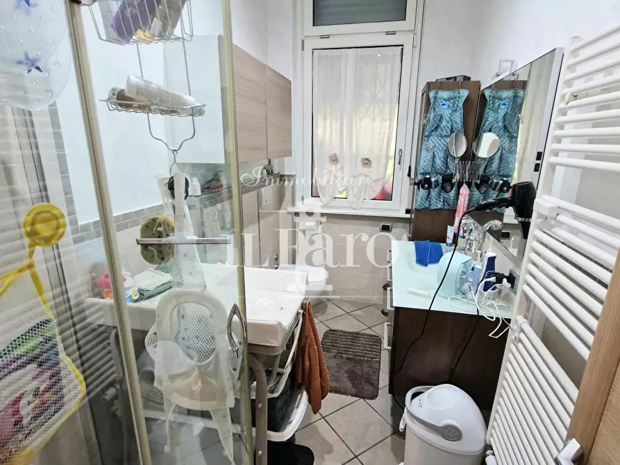 Immagine 25 di Appartamento in vendita  a Campi Bisenzio