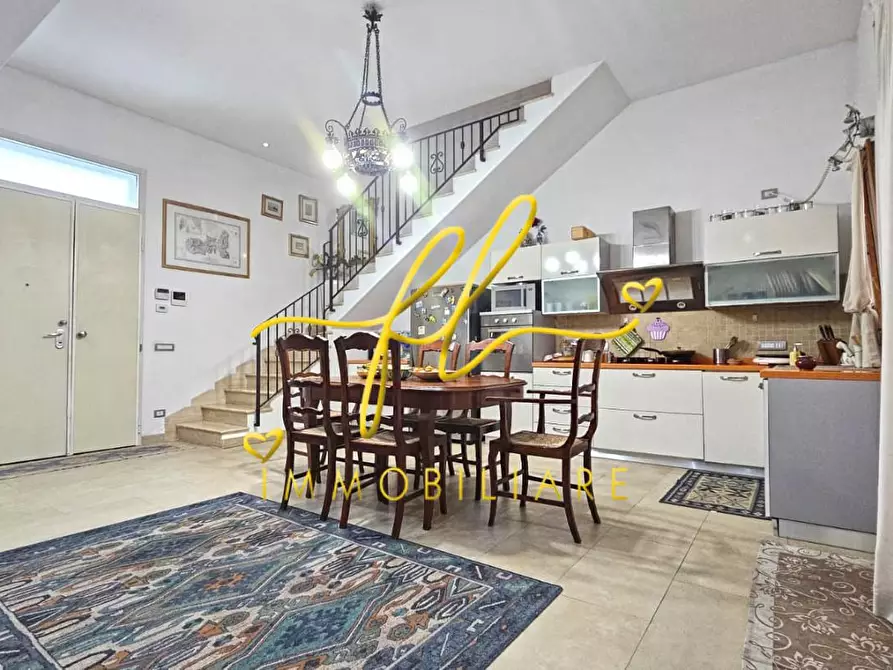 Immagine 1 di Terratetto in vendita  a San Vincenzo