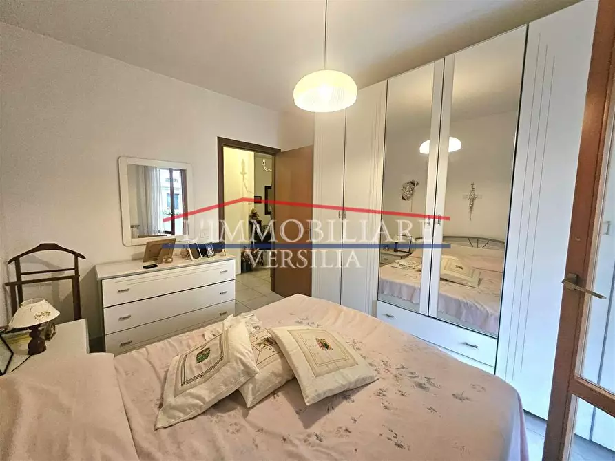 Immagine 15 di Appartamento in vendita  a Massa