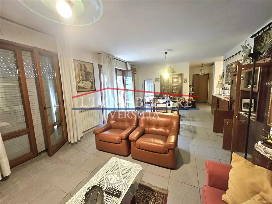 Immagine 5 di Appartamento in vendita  a Massa