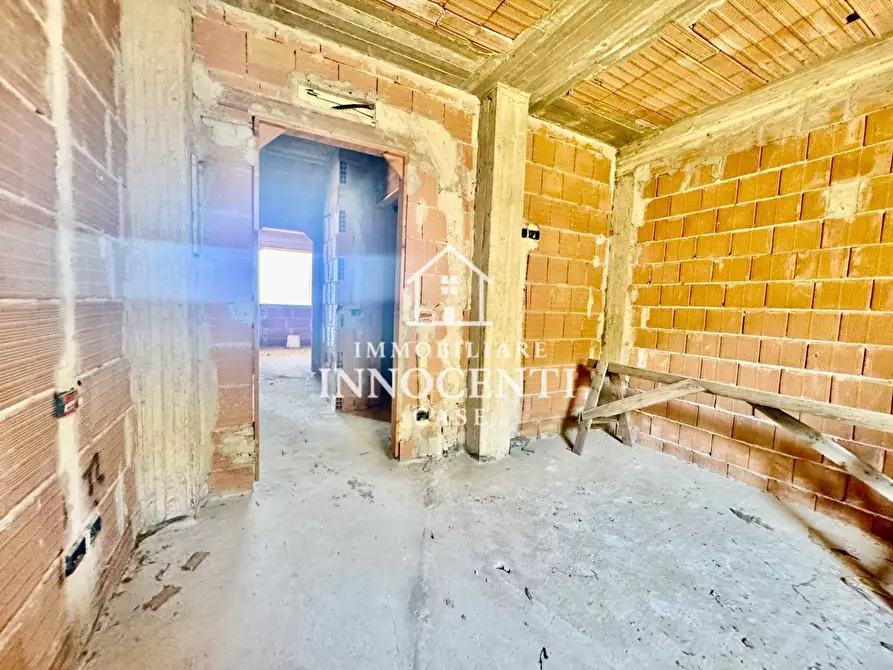 Immagine 7 di Appartamento in vendita  a Massa