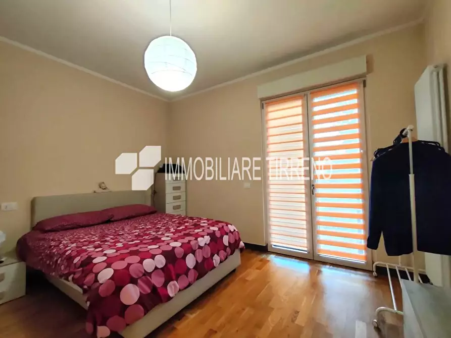 Immagine 8 di Appartamento in vendita  a Massa