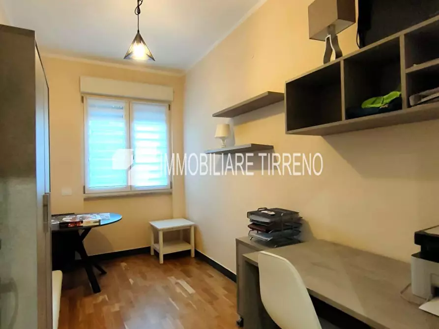 Immagine 9 di Appartamento in vendita  a Massa