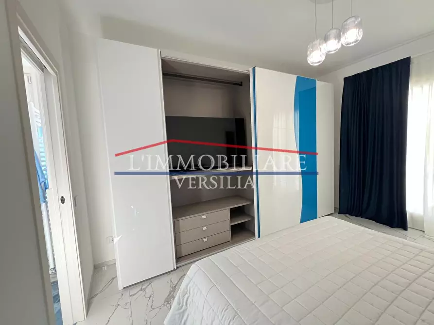 Immagine 26 di Villa in vendita  a Pietrasanta