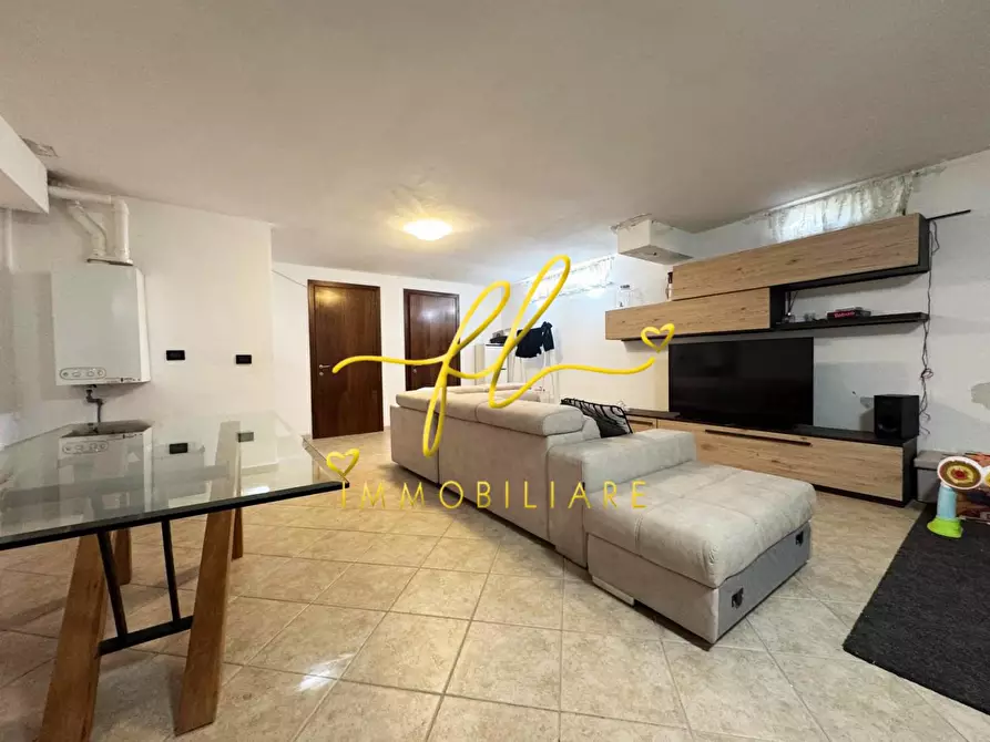 Immagine 23 di Appartamento in vendita  a Collesalvetti