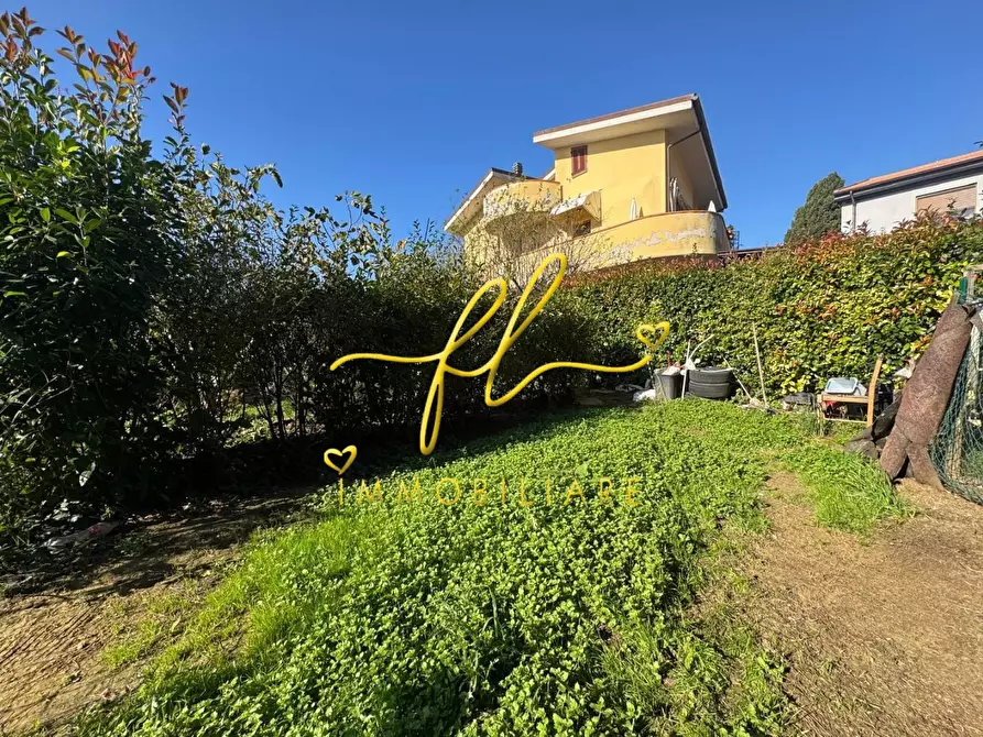 Immagine 36 di Appartamento in vendita  a Collesalvetti