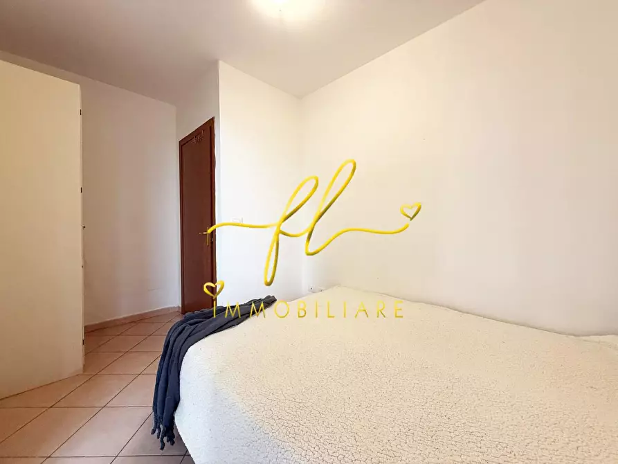 Immagine 11 di Appartamento in vendita  a Cecina