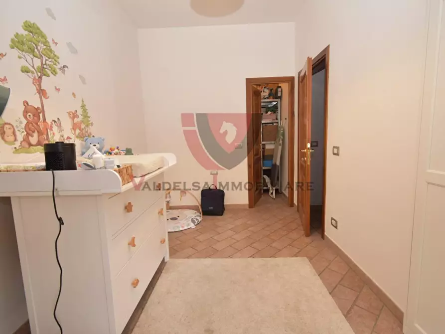 Immagine 25 di Appartamento in vendita  a Poggibonsi