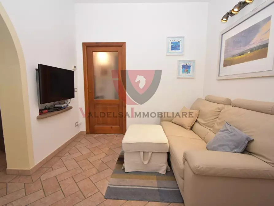 Immagine 4 di Appartamento in vendita  a Poggibonsi