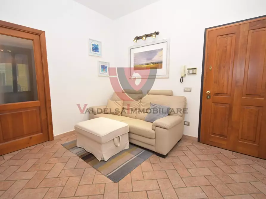 Immagine 15 di Appartamento in vendita  a Poggibonsi