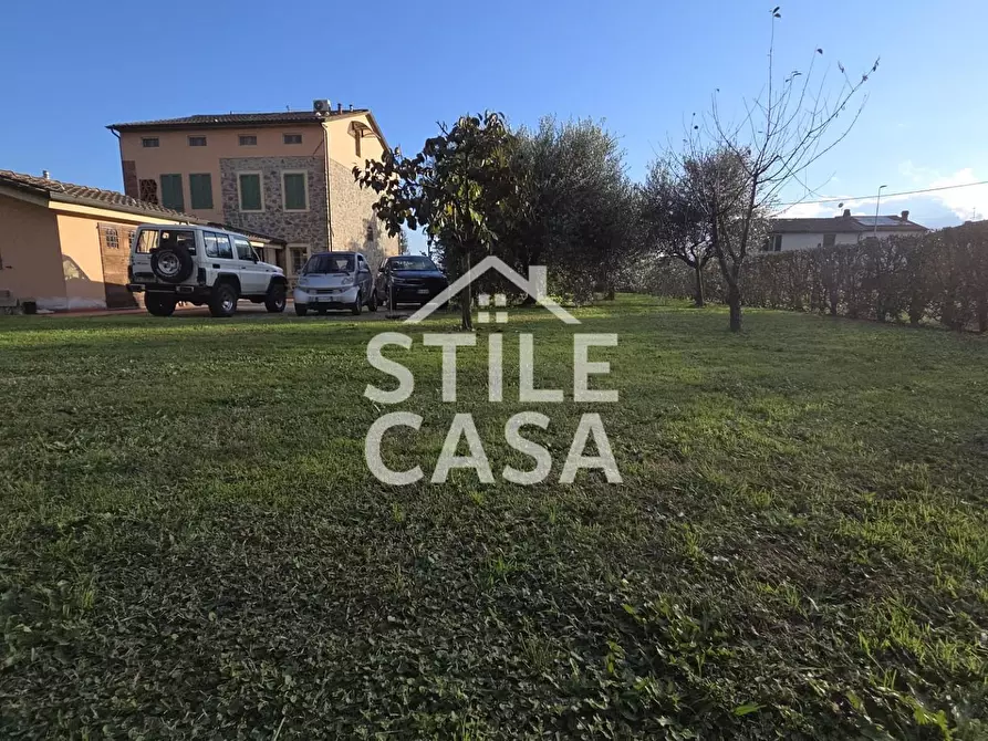 Immagine 55 di Villa in vendita  a Porcari